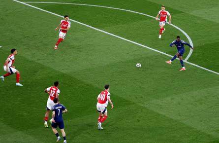 NG体育官网-自导自演决定比赛，登贝莱离金球奖又近一步